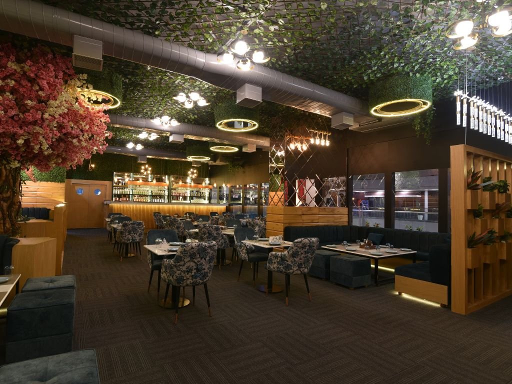 Drink & Dine <span>Ambiance</span>